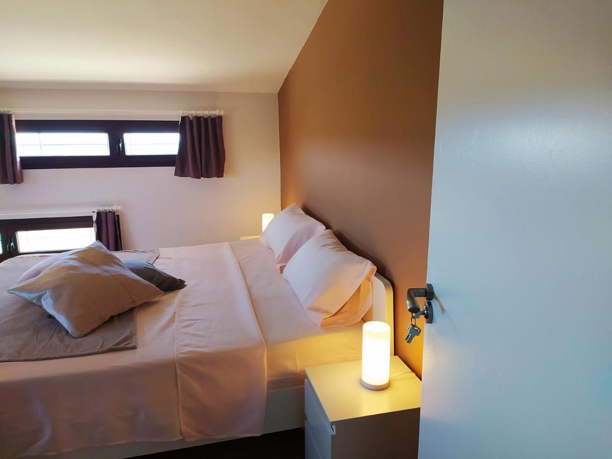 Habitaciones En Finca Olivo Y Almendro Ucenda Ngoại thất bức ảnh