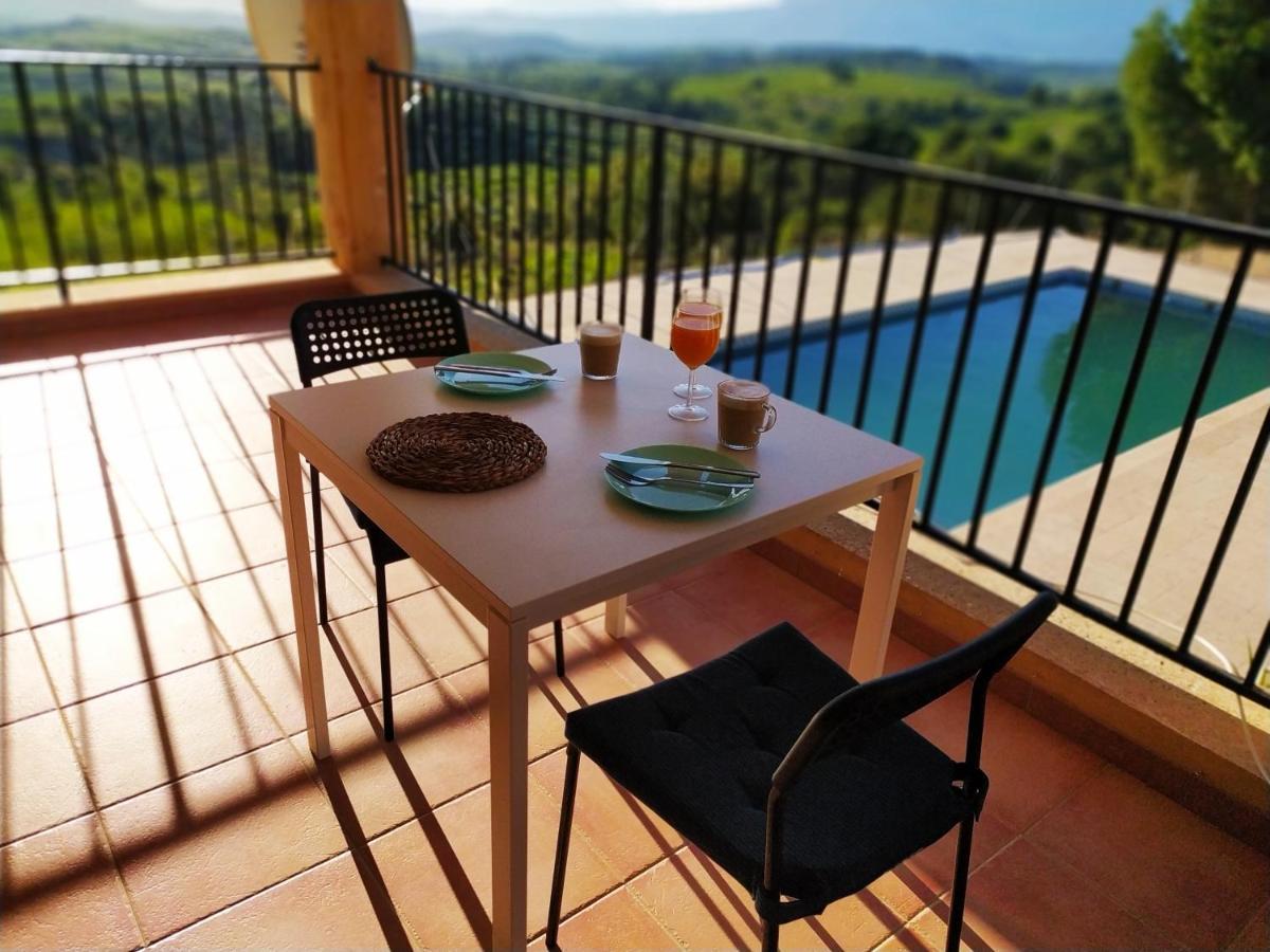 Habitaciones En Finca Olivo Y Almendro Ucenda Ngoại thất bức ảnh