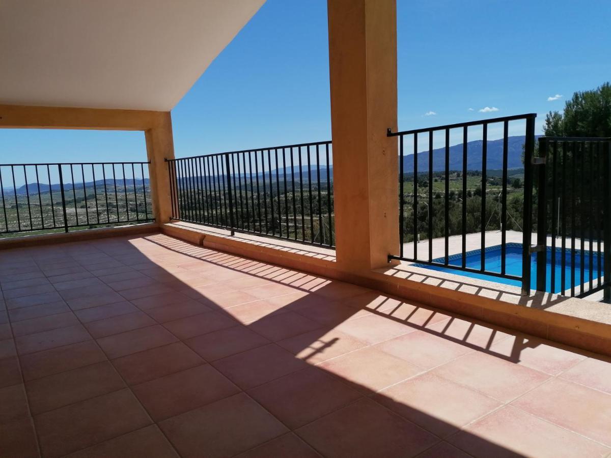 Habitaciones En Finca Olivo Y Almendro Ucenda Ngoại thất bức ảnh
