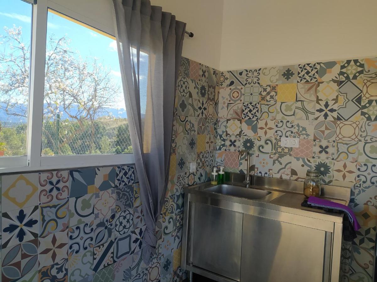 Habitaciones En Finca Olivo Y Almendro Ucenda Ngoại thất bức ảnh